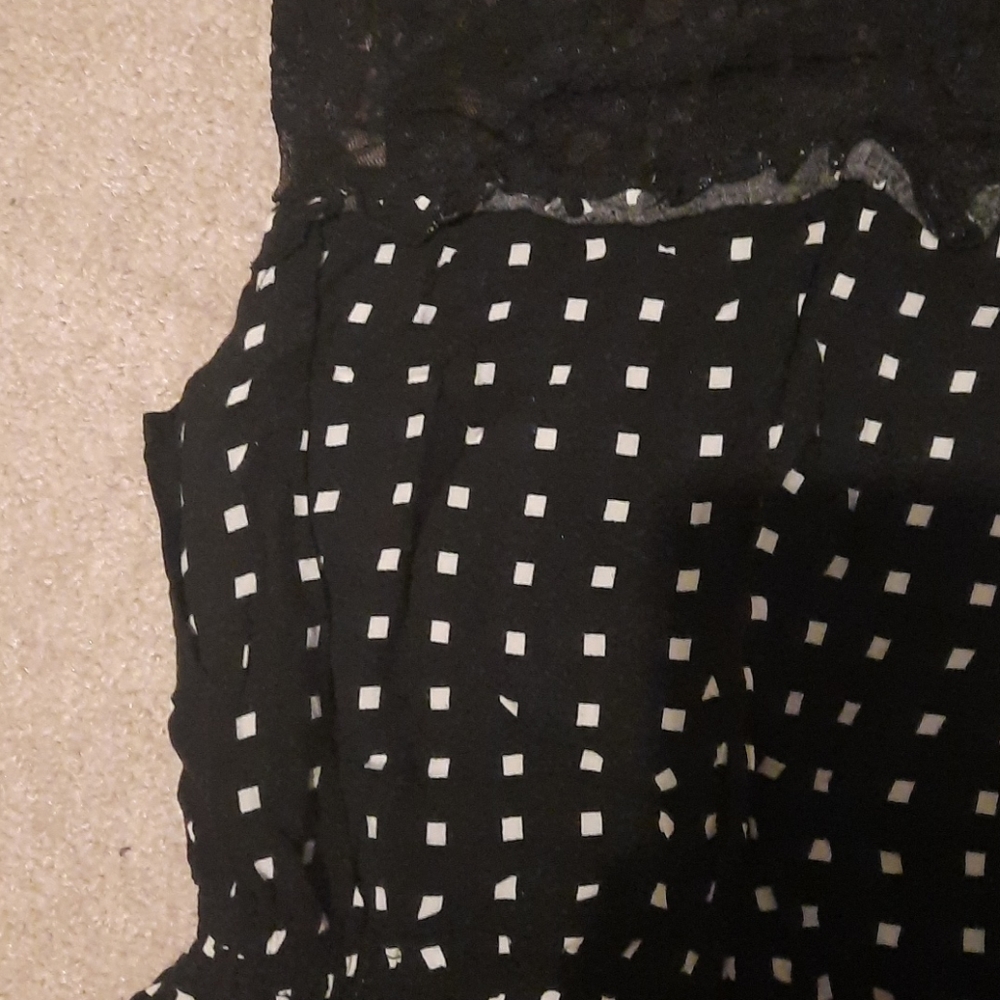 Dress - Picture 3 of 5